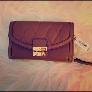 Vera Bradley genuine leather ultimate wristlet NWT